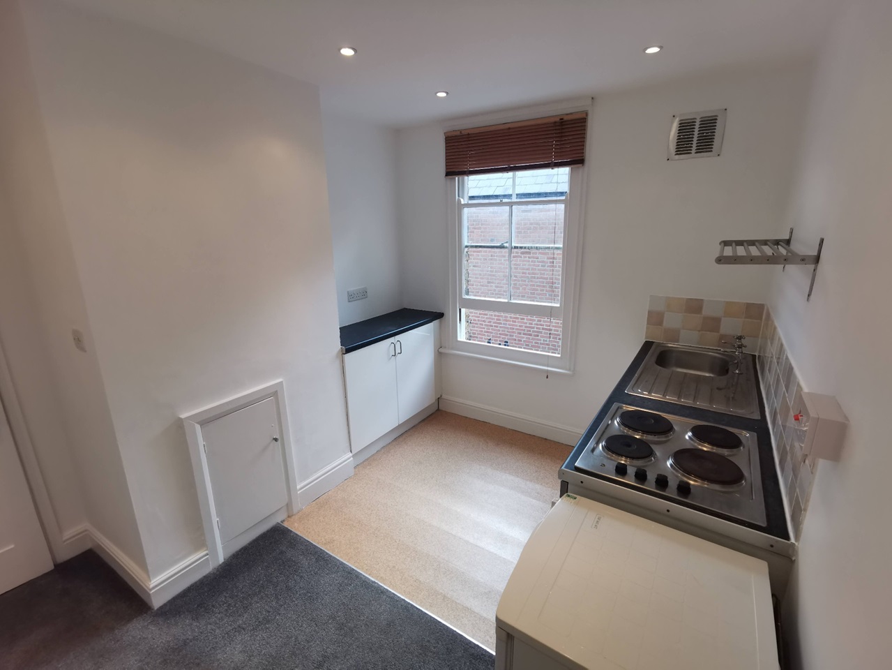 Herne Bay Studio Flat, Beltinge Road, CT6 To Rent Now for £625.00 p/m