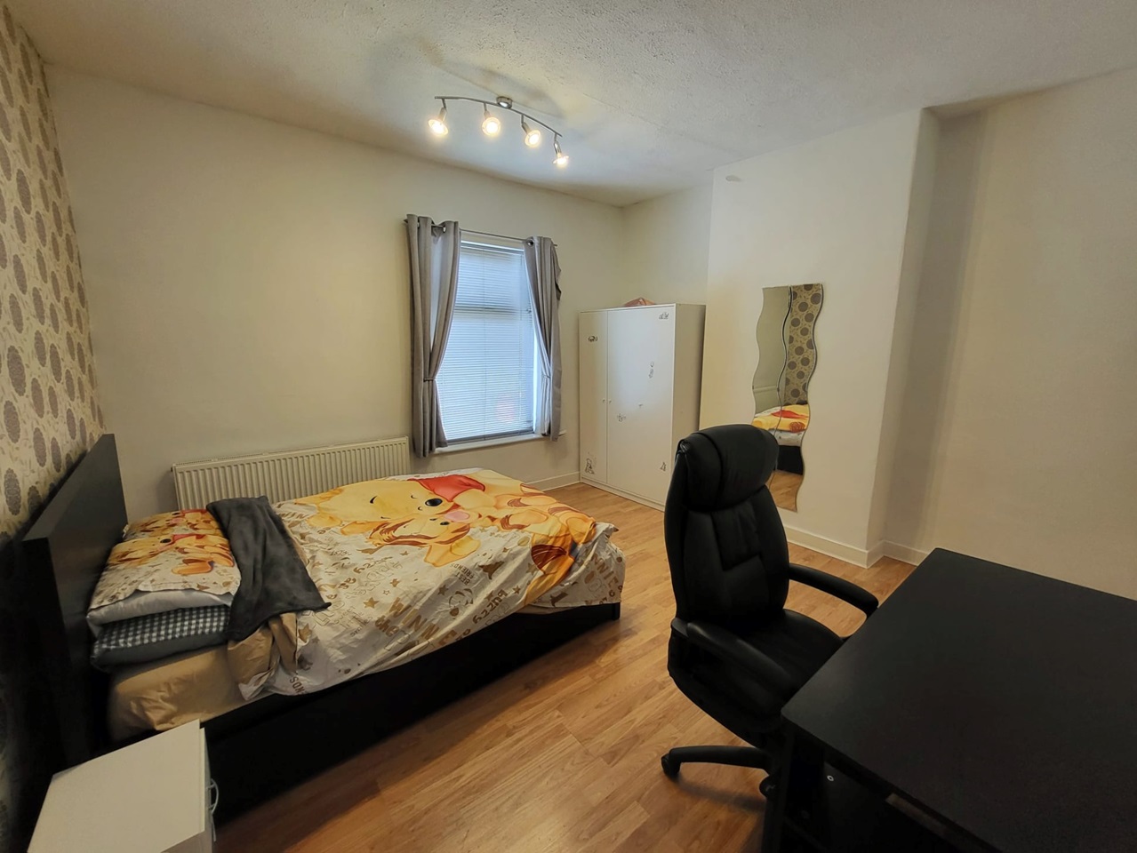 Bolton 2 Bed Terraced House, Tonge Moor Road, BL2 To Rent Now for £