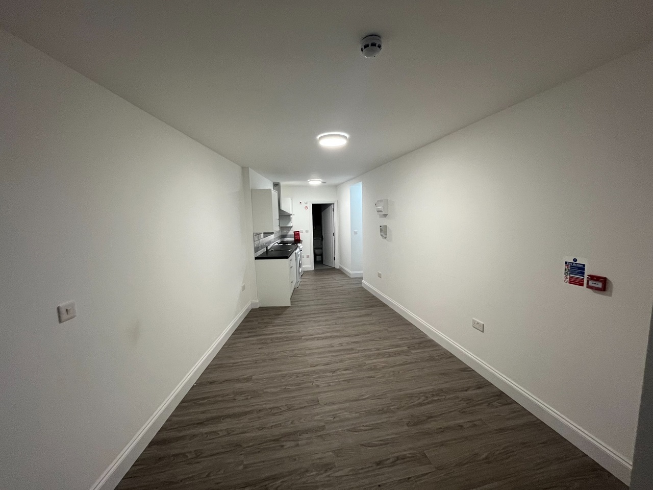 Mitcham Studio Flat, Lammas Avenue, CR4 To Rent Now for £1,350.00 p/m