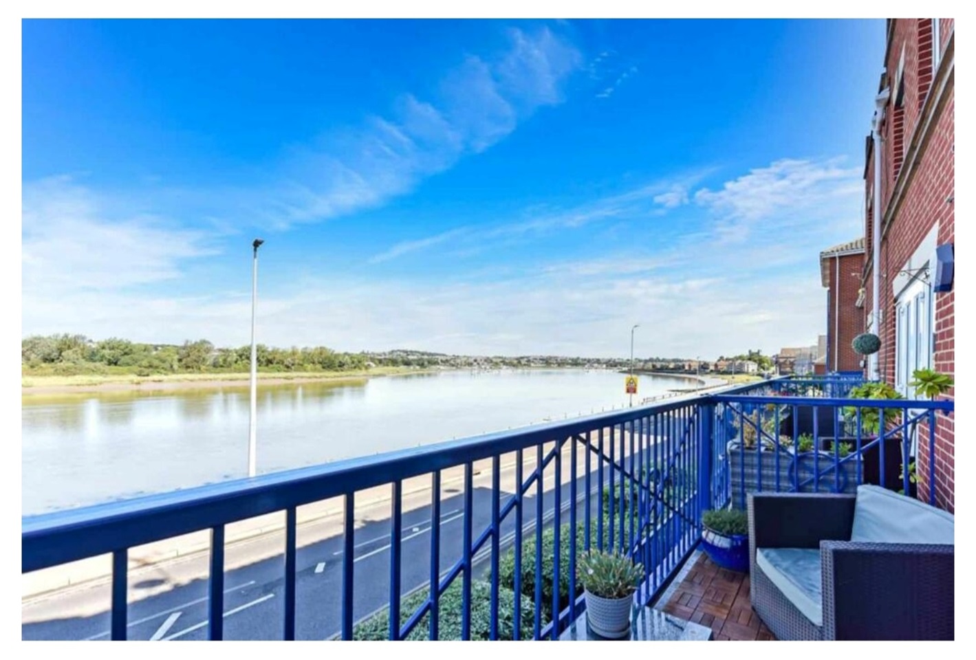 Rochester 4 Bed Terraced House, Applecross Close, ME1 To Rent Now