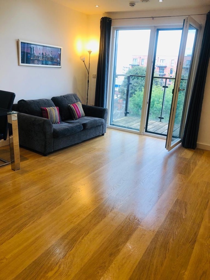 Slough 1 Bed Flat, Railway Terrace, SL2 To Rent Now for £1,350.00 p/m