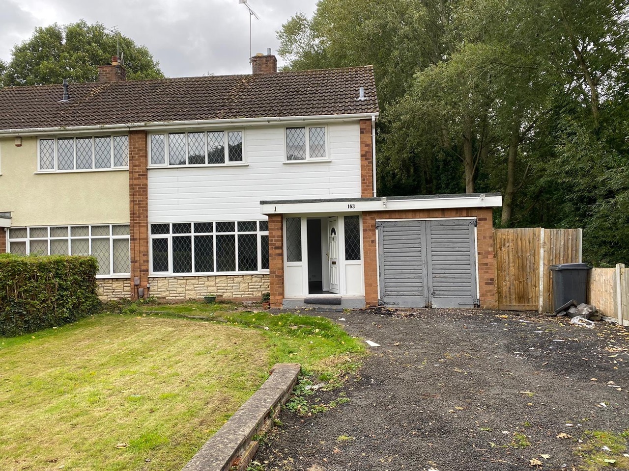 Wolverhampton 3 Bed SemiDetached House, Yew Tree Lane, WV6 To Rent