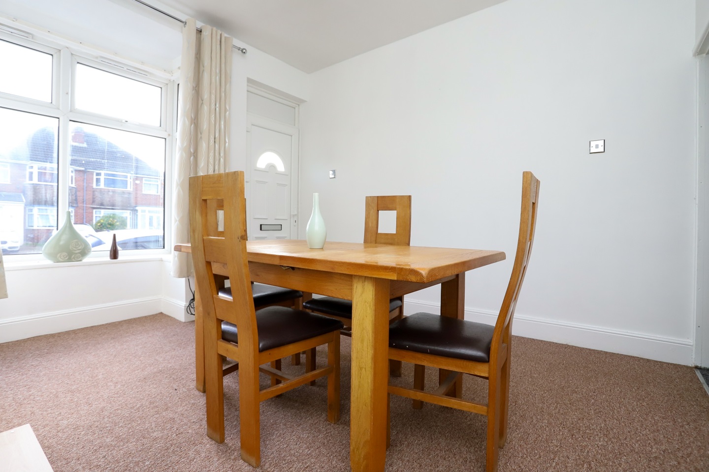 Oldbury 3 Bed Terraced House, Birchfield Lane, B69 To Rent Now for