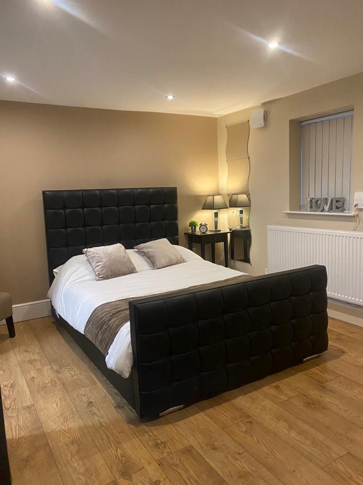 Stockport Room in a Shared House, Gradwell Street, SK3 To Rent Now