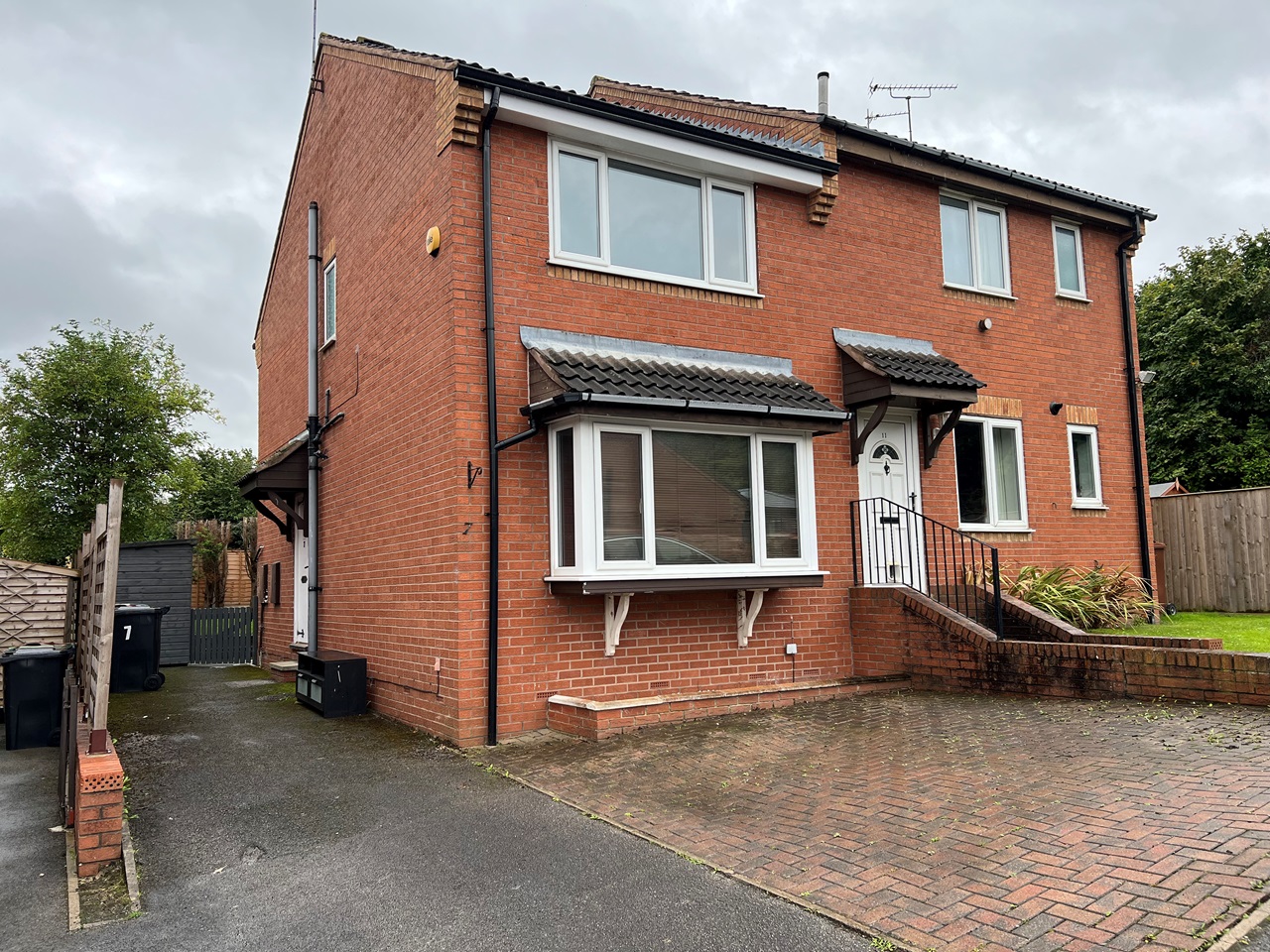 Morley, Leeds 2 Bed SemiDetached House, Partridge Close, LS27 To