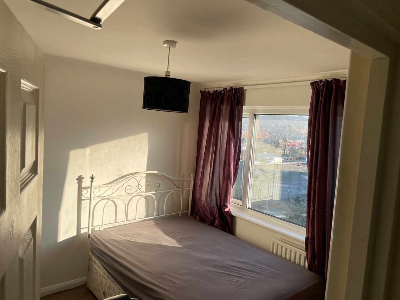 Guilford Room in a Shared House, Guilford Park Avenue, GU2 To Rent