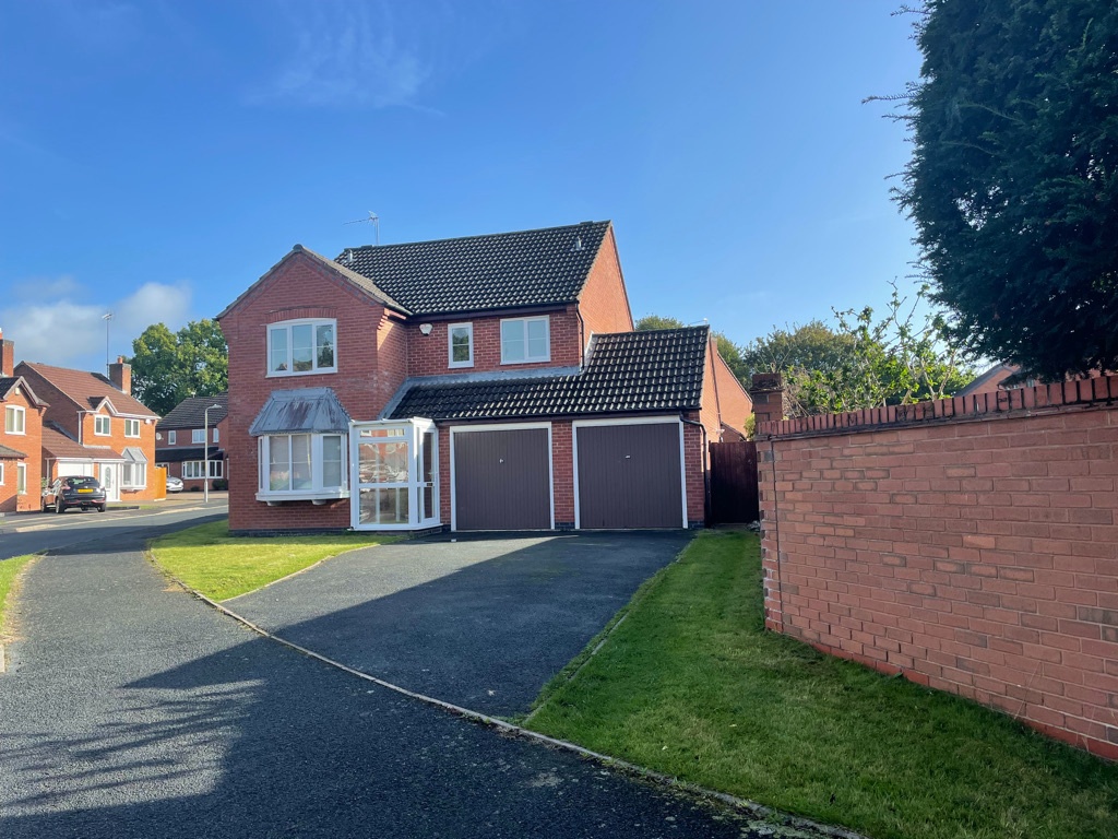 Redditch 4 Bed Detached House, Otter Close, B98 To Rent Now for £