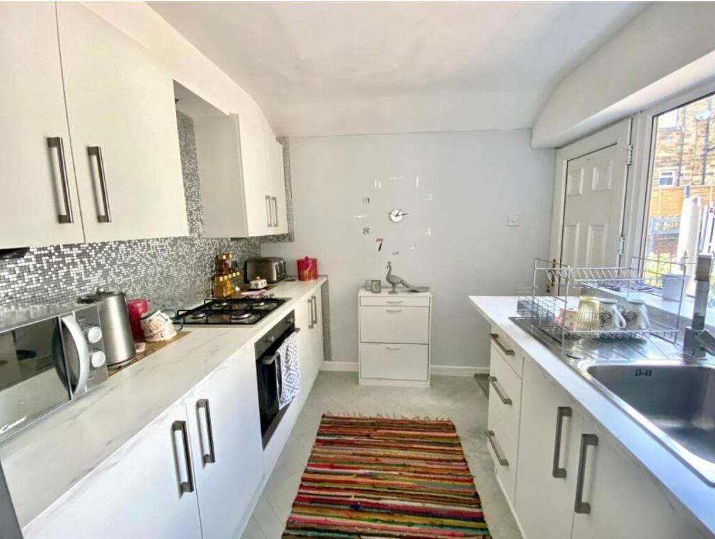 Liversedge 2 Bed Terraced House, Liversedge, WF15 To Rent Now for £