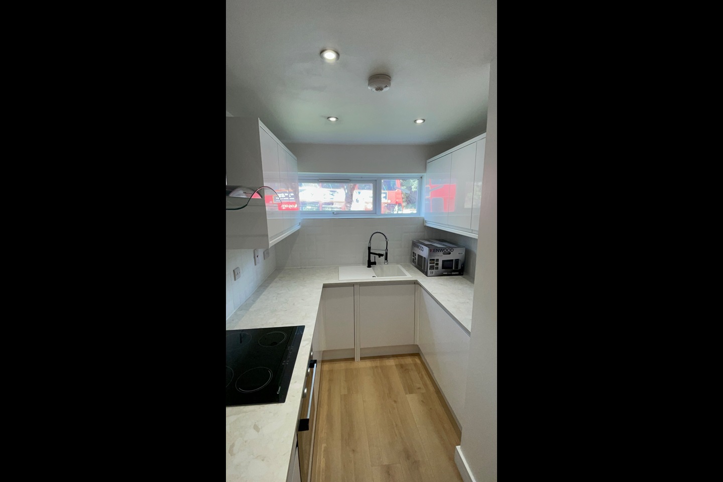 Sidcup 2 Bed Flat, Jubilee Way, DA14 To Rent Now for £1,500.00 p/m