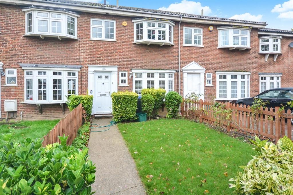 London 3 Bed Terraced House, Grand Drive, SW20 To Rent Now for £