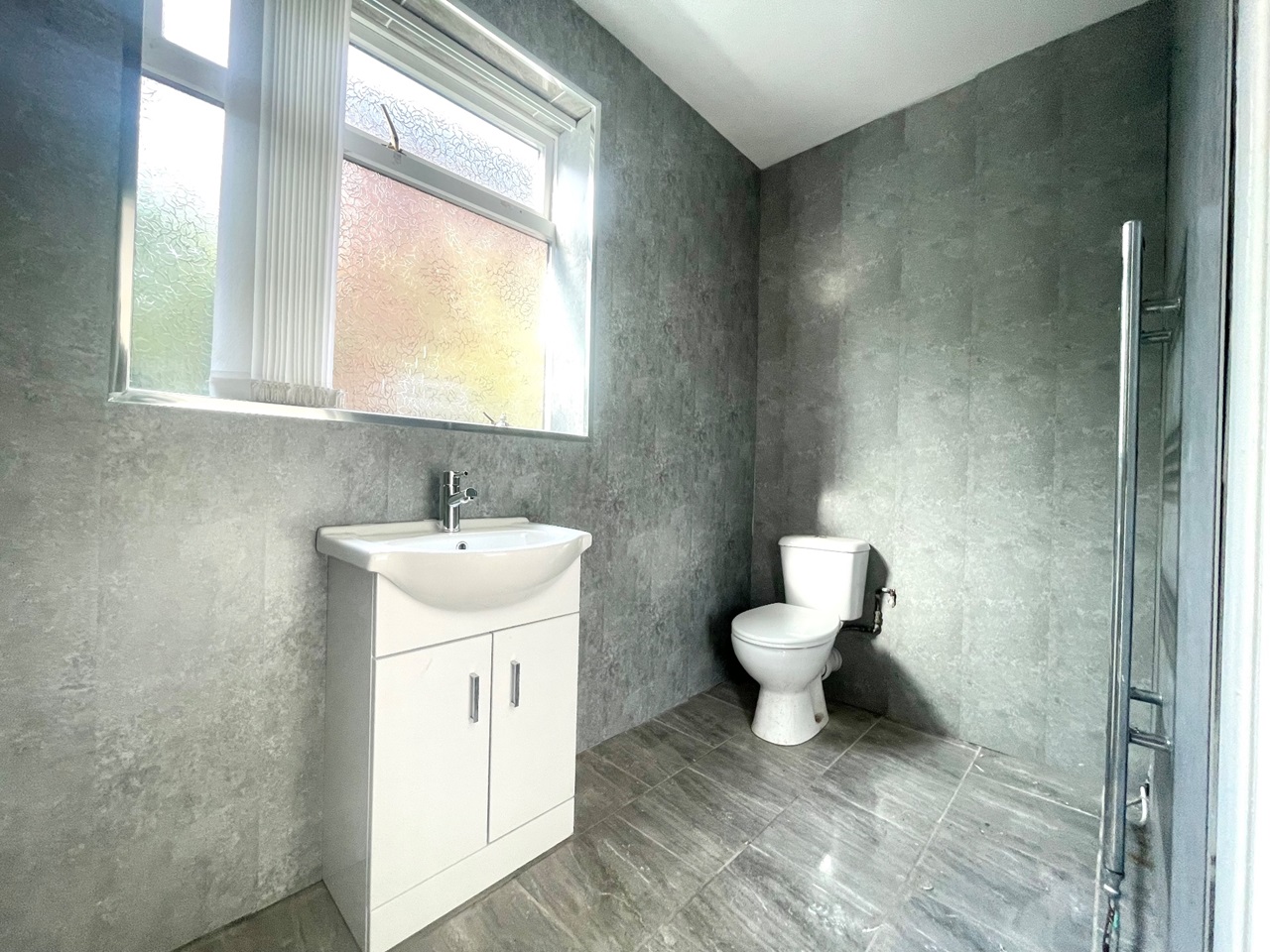 Worsley, Manchester 4 Bed SemiDetached House, Mesne Lea Road, M28