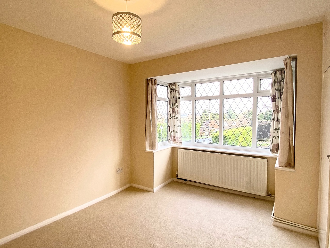 Wheathampstead, St. Albans 3 Bed Detached House, Wick Avenue, AL4