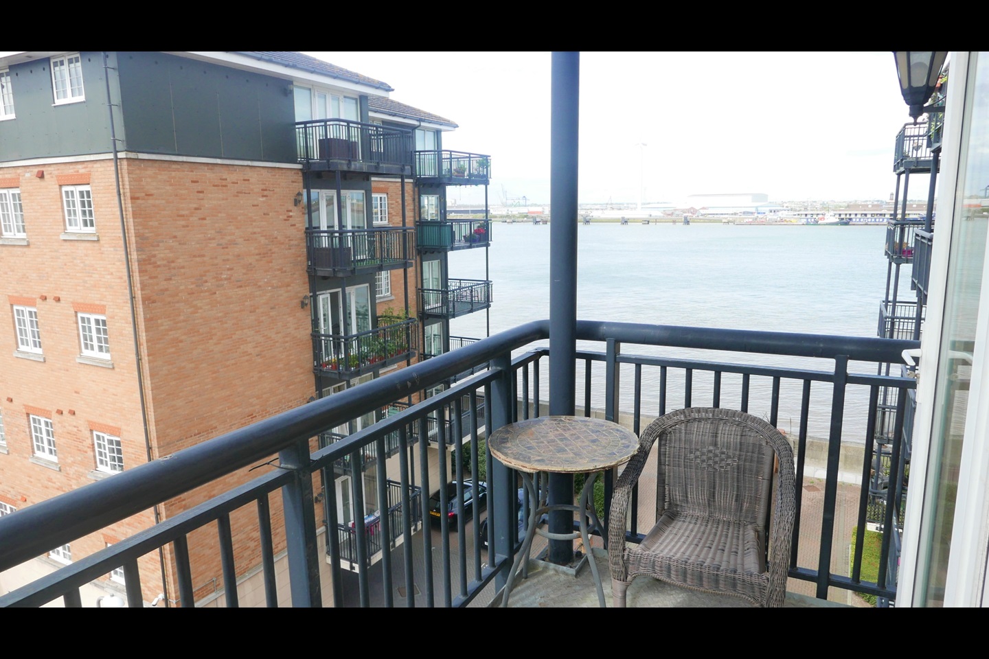 Gravesend 2 Bed Flat, Baltic Wharf, DA11 To Rent Now for £1,200.00 p/m