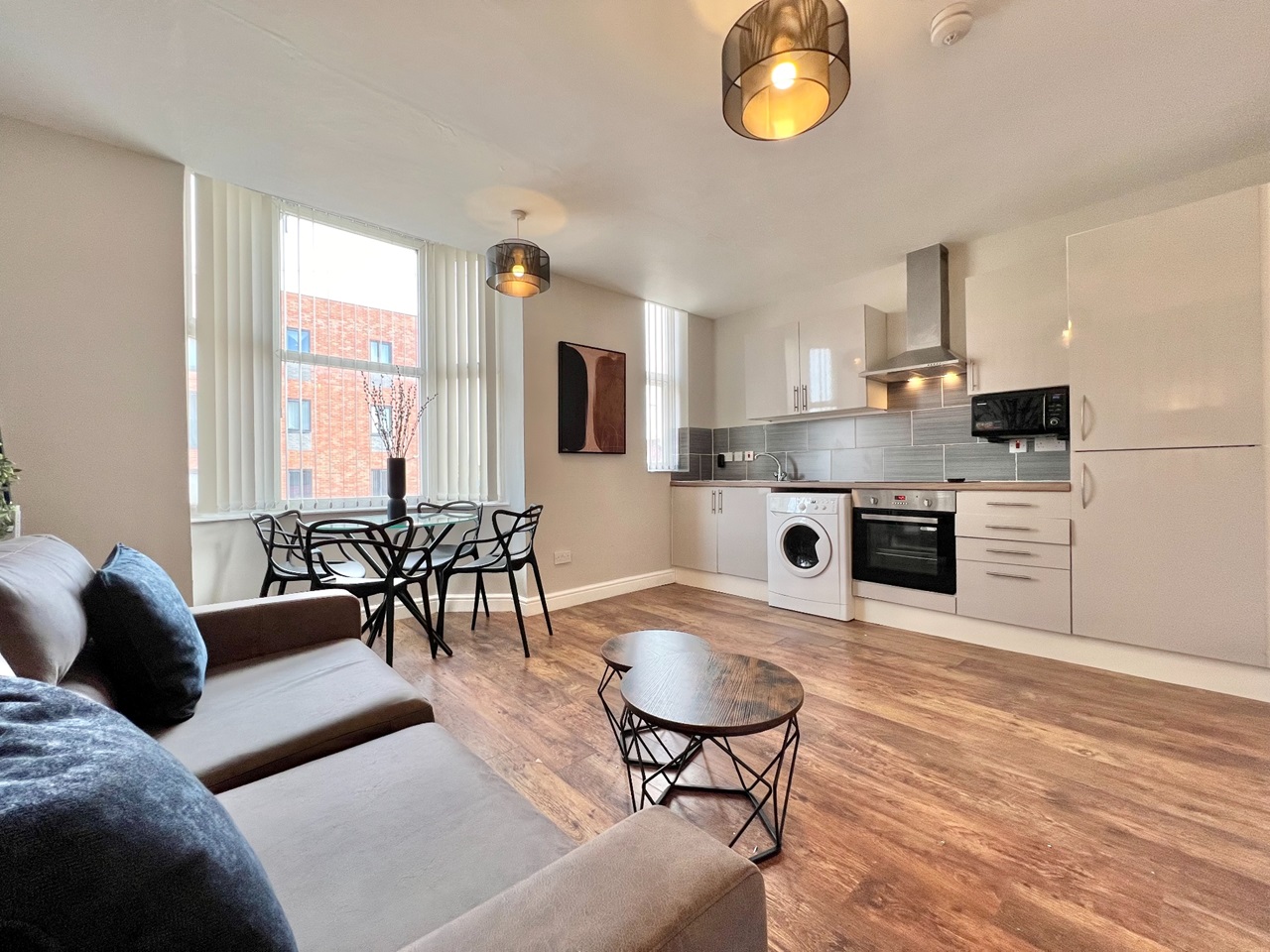 Salford 2 Bed Flat, Weaste Lane, M5 To Rent Now for £1,200.00 p/m