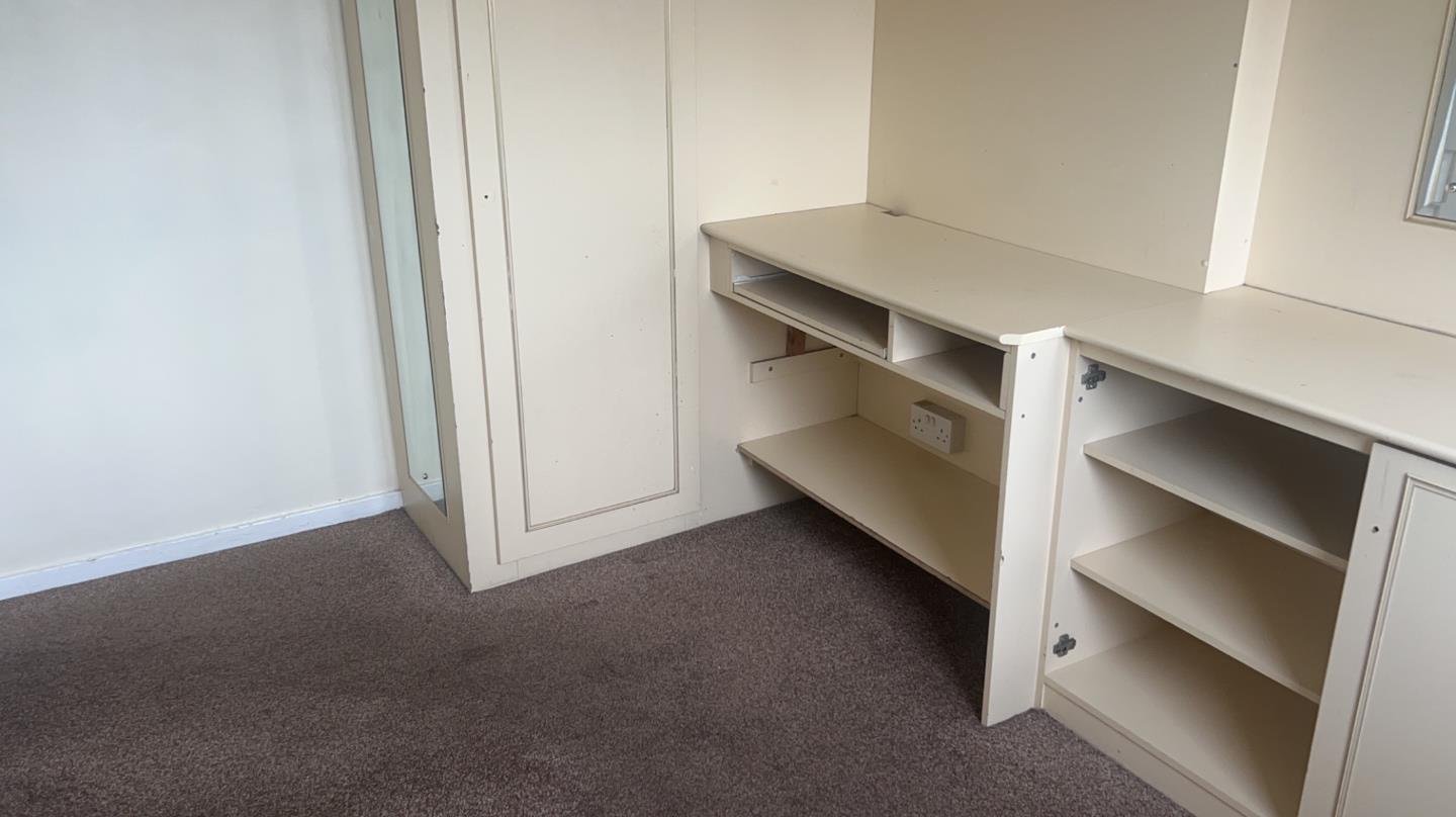 Oadby, Leicester 3 Bed SemiDetached House, Severn Road, LE2 To