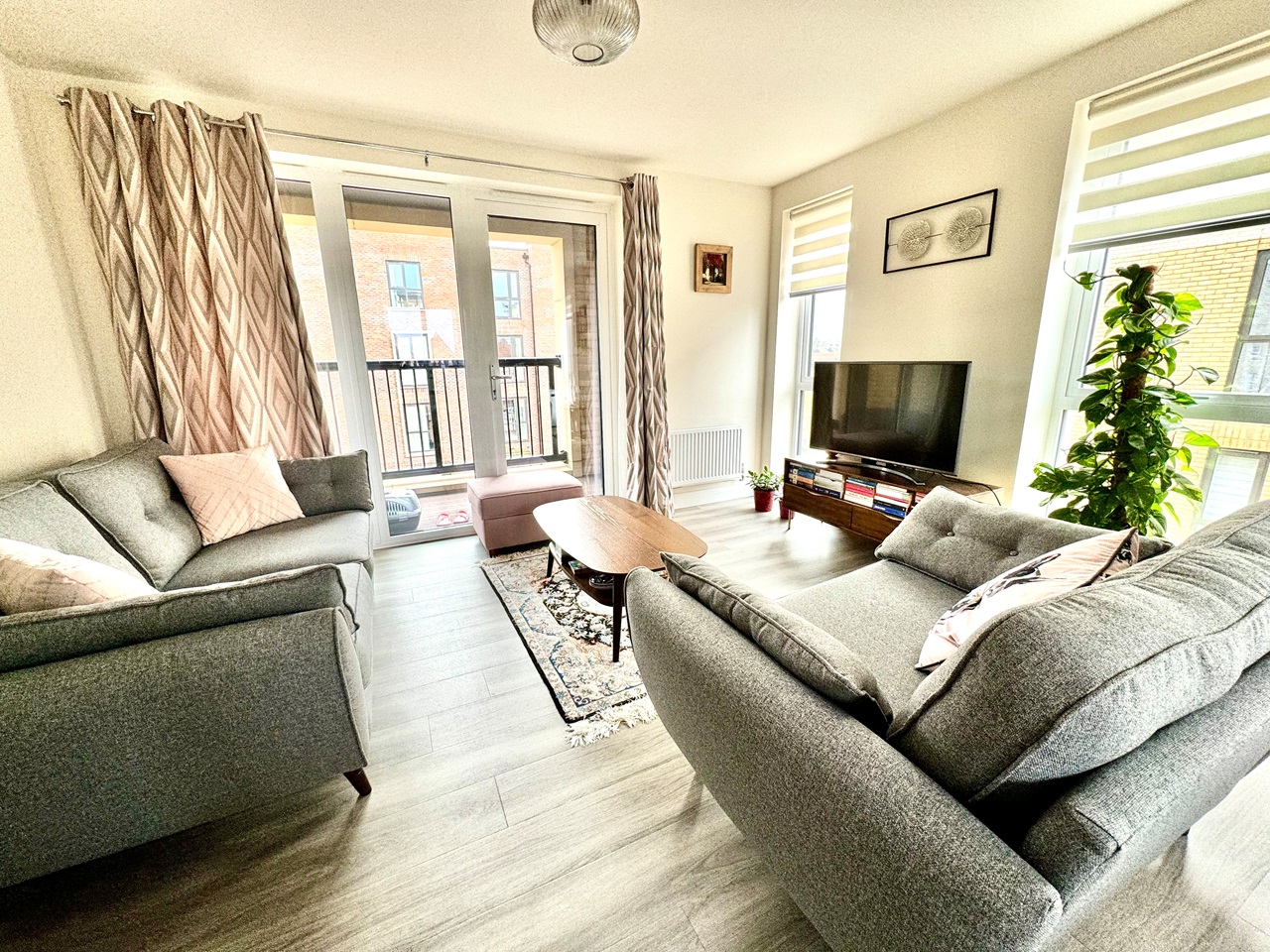 Cambridge 2 Bed Flat, Lawrence Weaver Road, CB3 To Rent Now for £