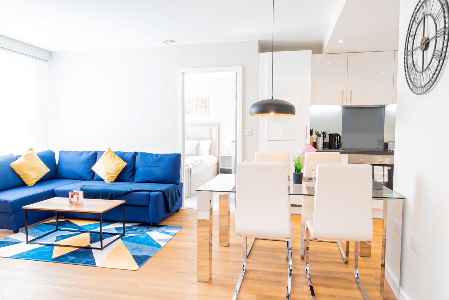 Slough 2 Bed Flat, William Street, SL1 To Rent Now for £2,000.00 p/m