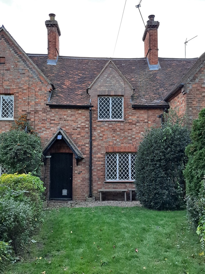 Ampthill, Bedford 2 Bed Terraced House, Bedford Street, MK45 To