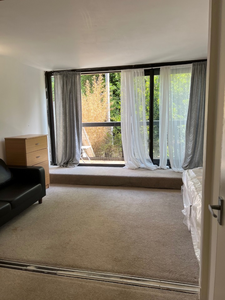 London Room in a Shared House, Rowley Way, NW8 To Rent Now for £1,000.00 p/m