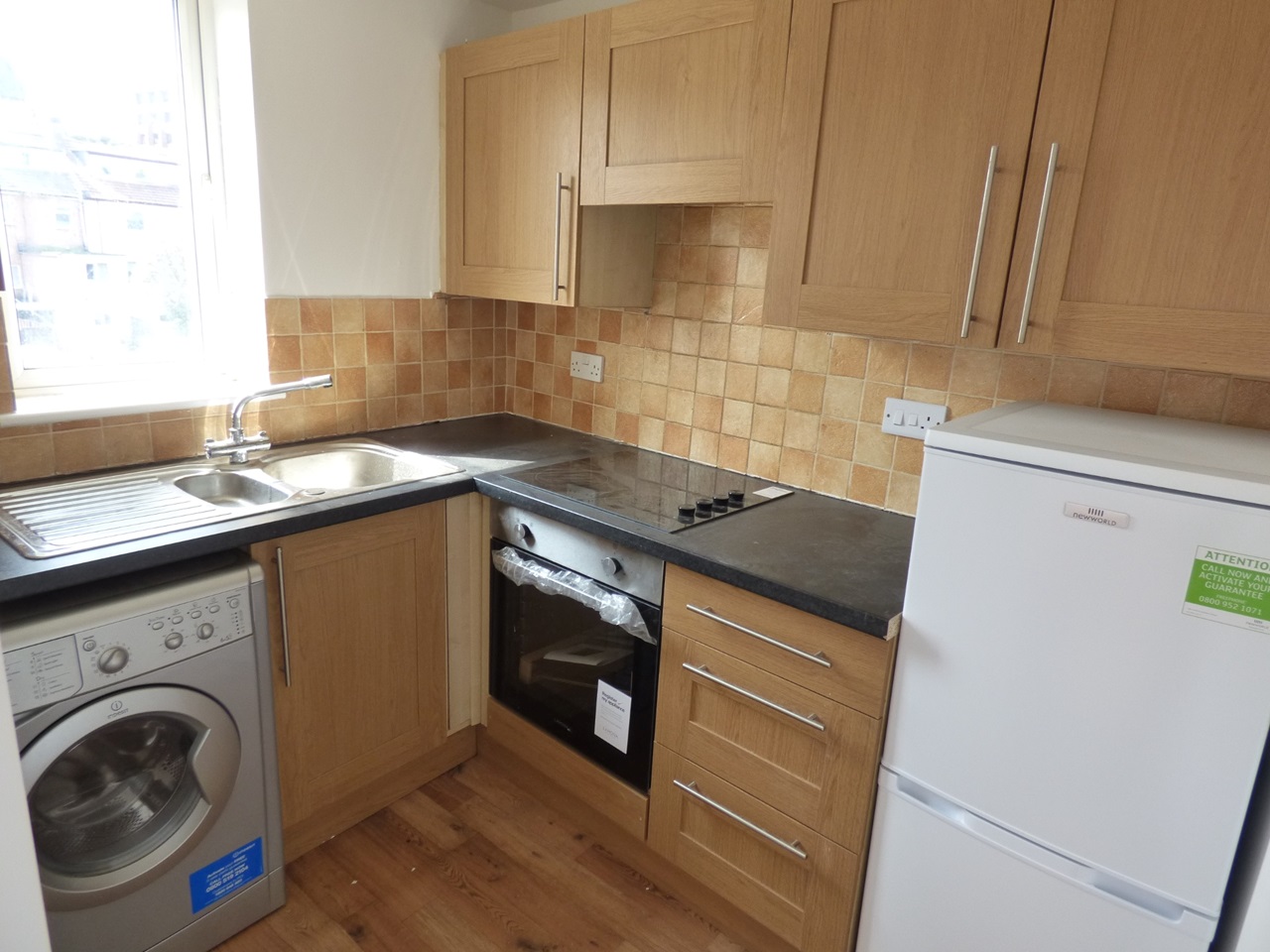 Bournemouth 3 Bed Flat, Town Centre, BH2 To Rent Now for £1,250.00 p/m