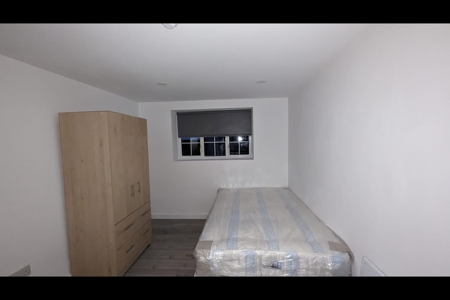 Northolt Studio Flat, Newdene Ave, UB5 To Rent Now for £925.00 p/m