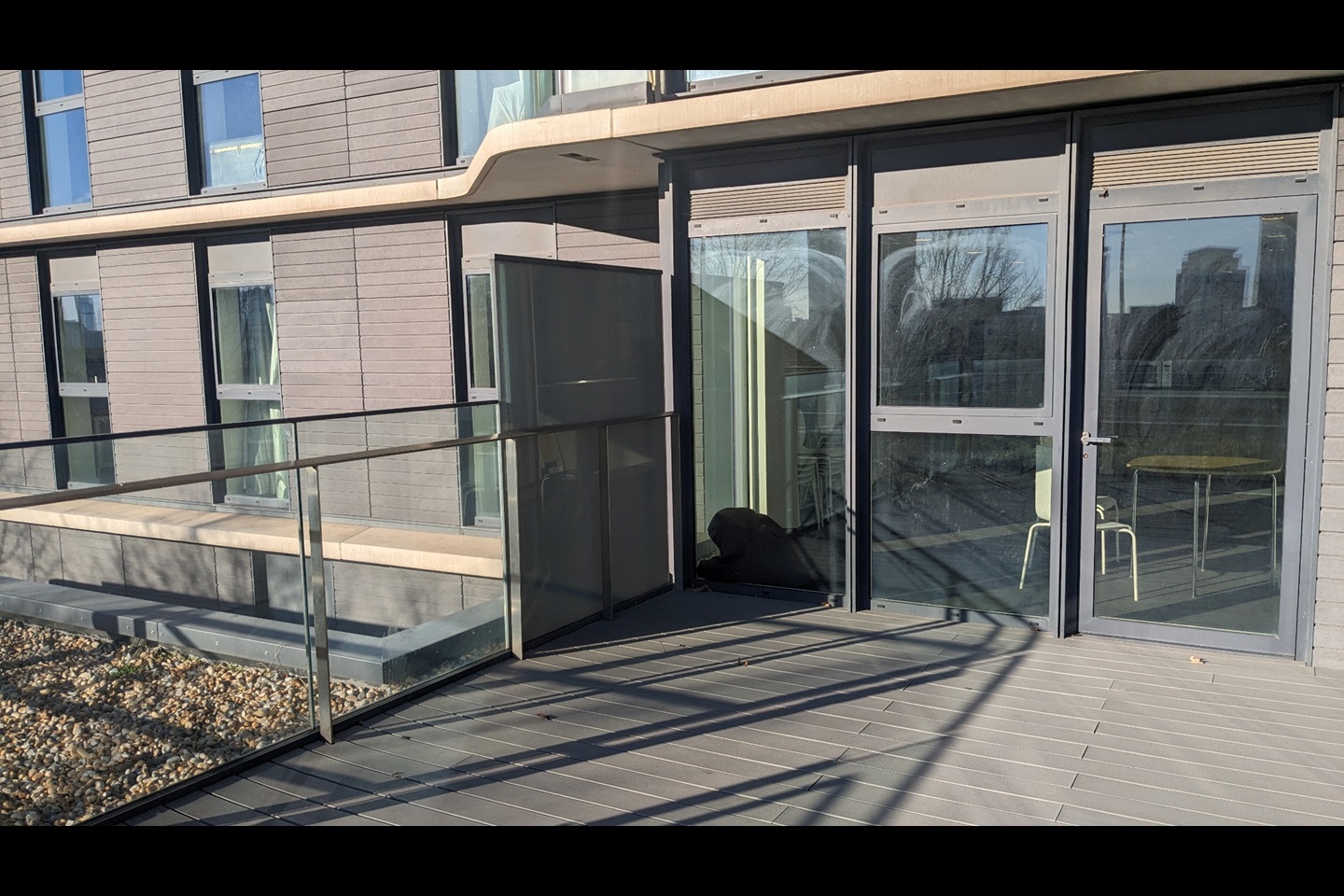 London 2 Bed Flat, Glasshouse Gardens, E20 To Rent Now for £2,700.