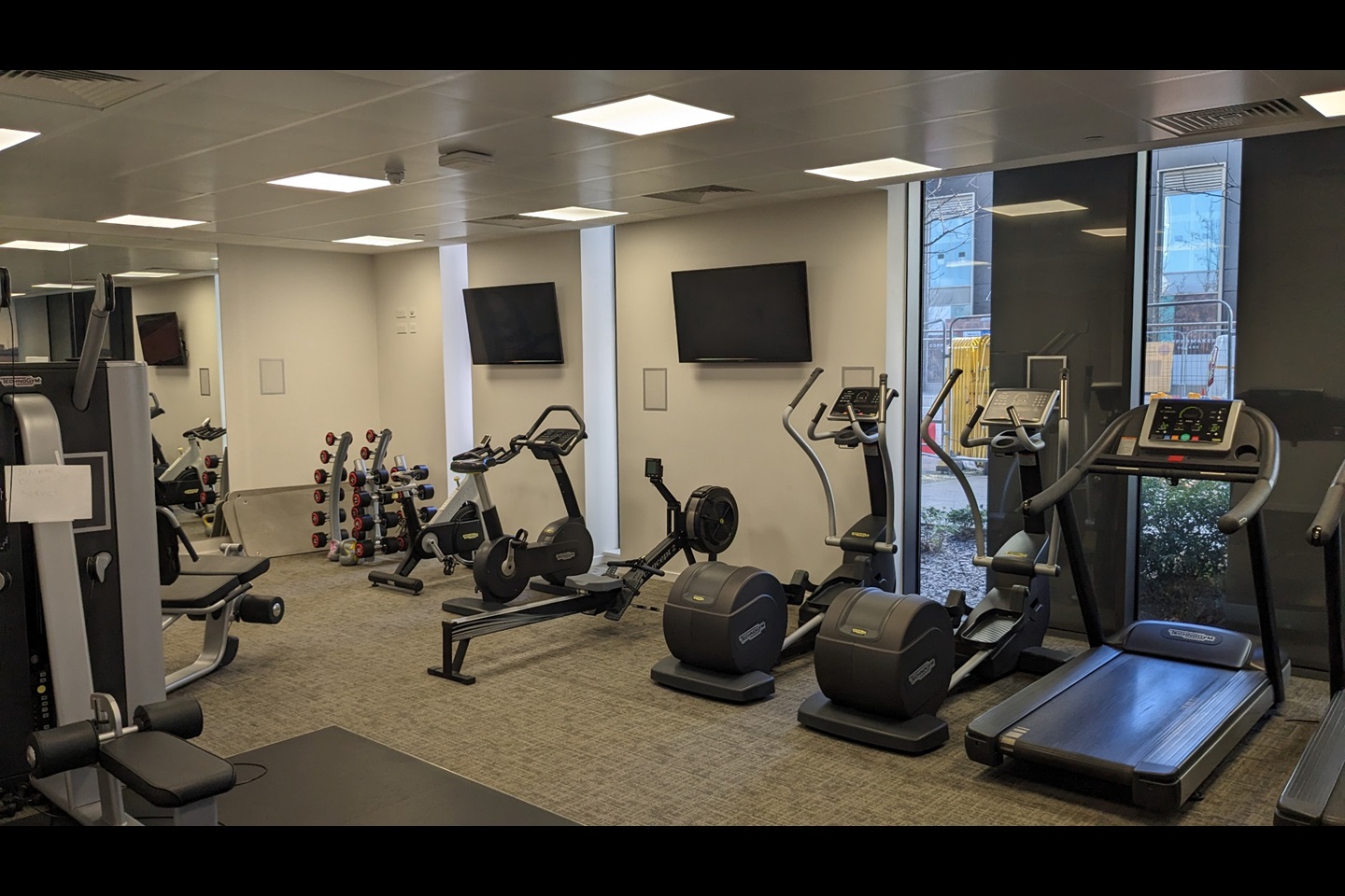 London 2 Bed Flat, Glasshouse Gardens, E20 To Rent Now for £2,700.