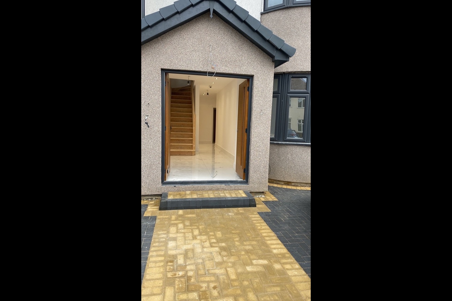 Hounslow East Studio Flat, Hounslow East, TW3 To Rent Now for £