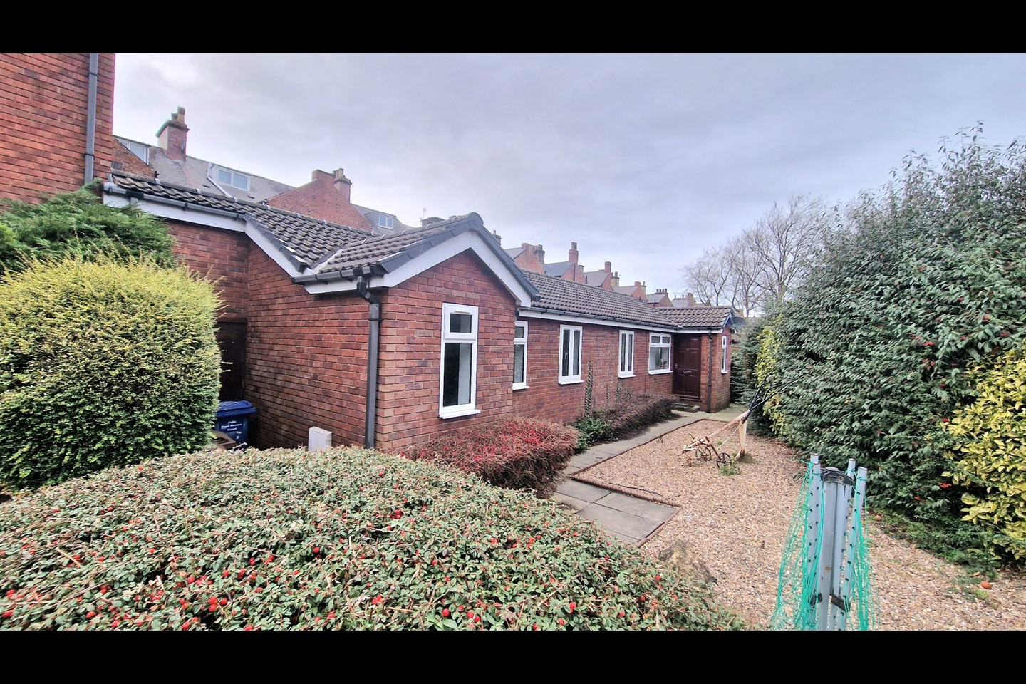 Barnsley 1 Bed Flat, Park Avenue Court, S70 To Rent Now for £595.00 p/m