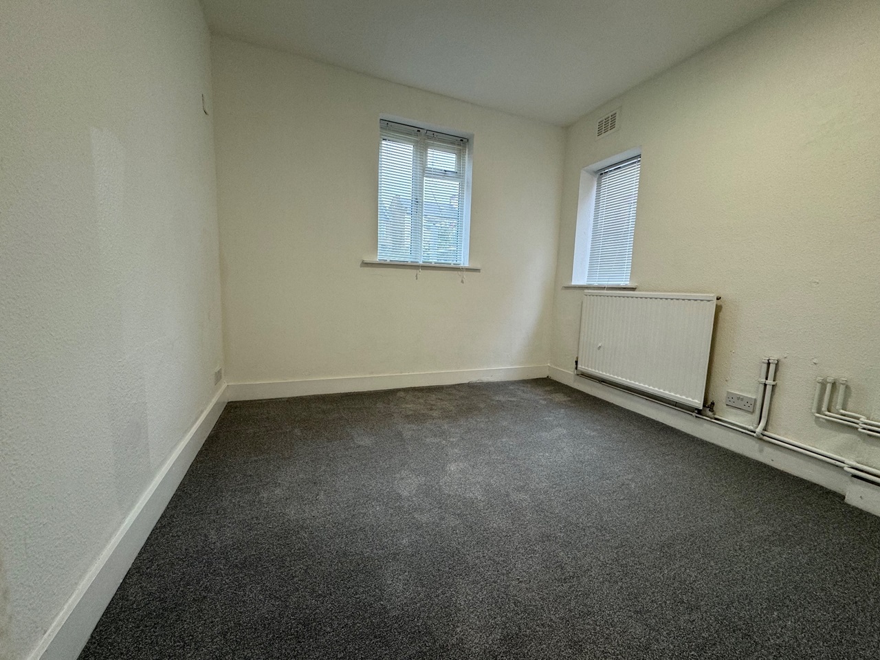 London 2 Bed Flat, Effingham Road, N8 To Rent Now for £2,195.00 p/m