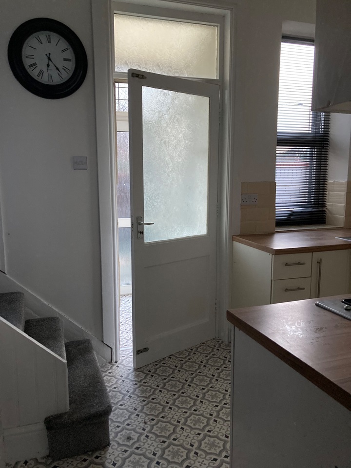 Thorpe, Wakefield 2 Bed Terraced House, Oakley Street, WF3 To Rent