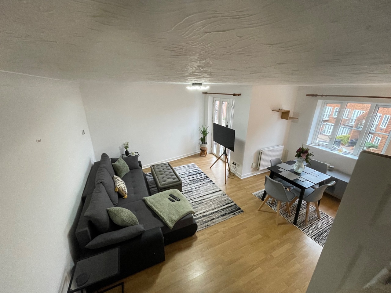 Bedford 2 Bed Flat, Sovereigns Quay, MK40 To Rent Now for £1,150.00 p/m