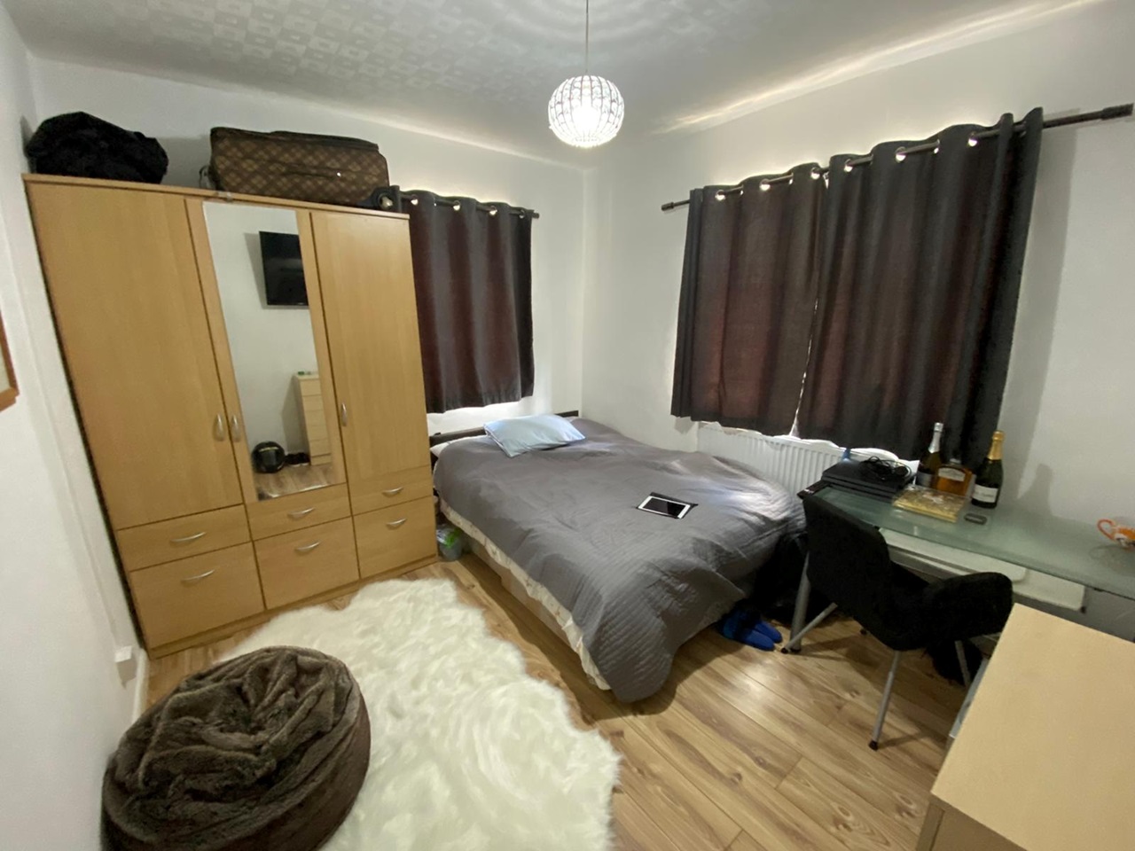 Shadwell Room in a Shared Flat, Shadwell, E1 To Rent Now for £780.