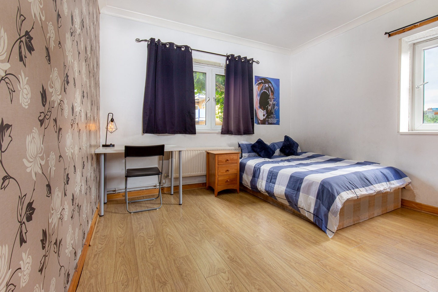 Stepney Green Room in a Shared Flat, Bethnal Green, E1 To Rent Now