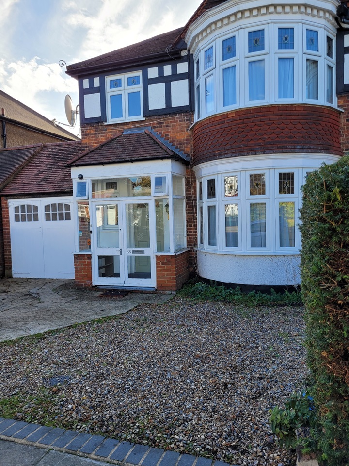 Harrow 4 Bed SemiDetached House, Churchill Avenue, HA3 To Rent Now