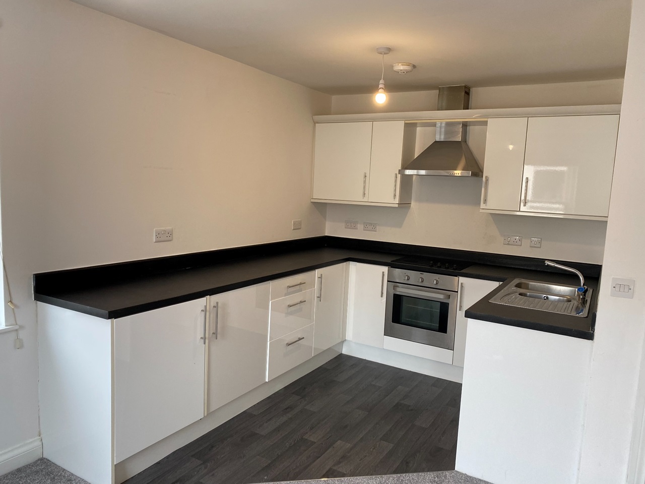 Stalybridge 2 Bed Flat, Melbourne Street, SK15 To Rent Now for £795