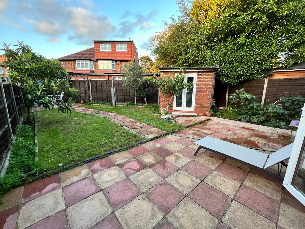 London 4 Bed SemiDetached House, Dryburgh Gardens, NW9 To Rent Now