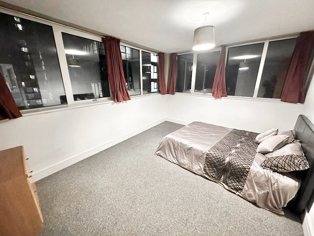 Manchester 2 Bed Flat, Blackfriars Street, M3 To Rent Now for £