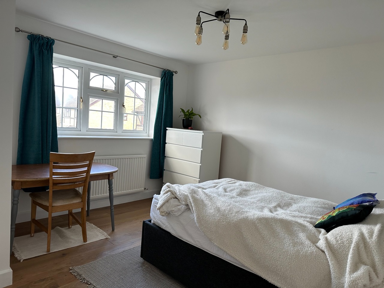 Rowland's Castle Room in a Shared House, Mallard Road, PO9 To Rent