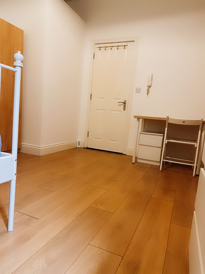 Bournemouth Studio Flat, Wimborne Road., BH2 To Rent Now for £850.