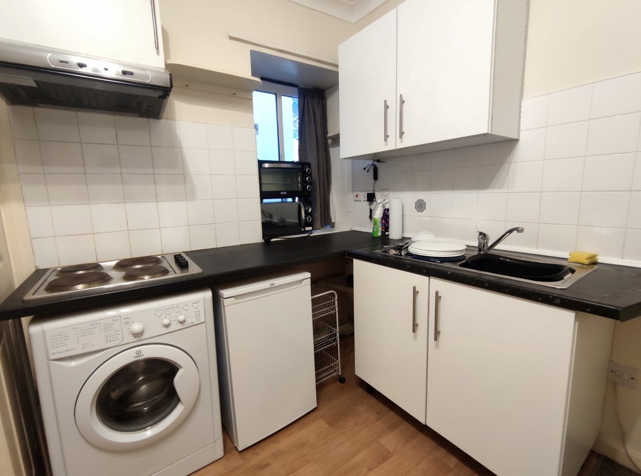 Dunton Green, Sevenoaks Studio Flat, London Road, TN13 To Rent Now