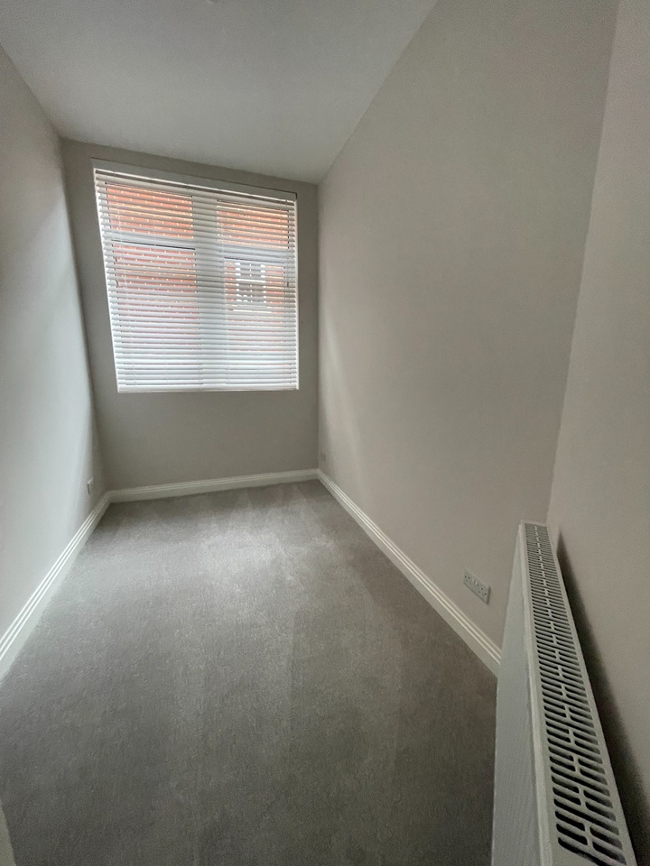 Bournemouth 1 Bed Flat, Southbourne Road, BH6 To Rent Now for £995.