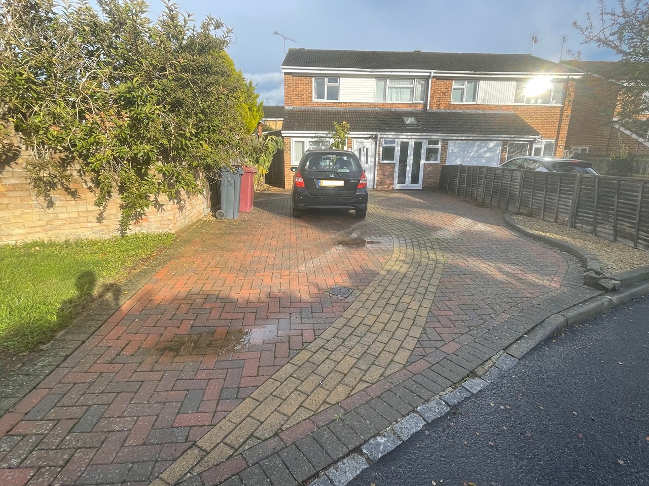 Caversham, Reading 4 Bed SemiDetached House, Melford Green, RG4 To