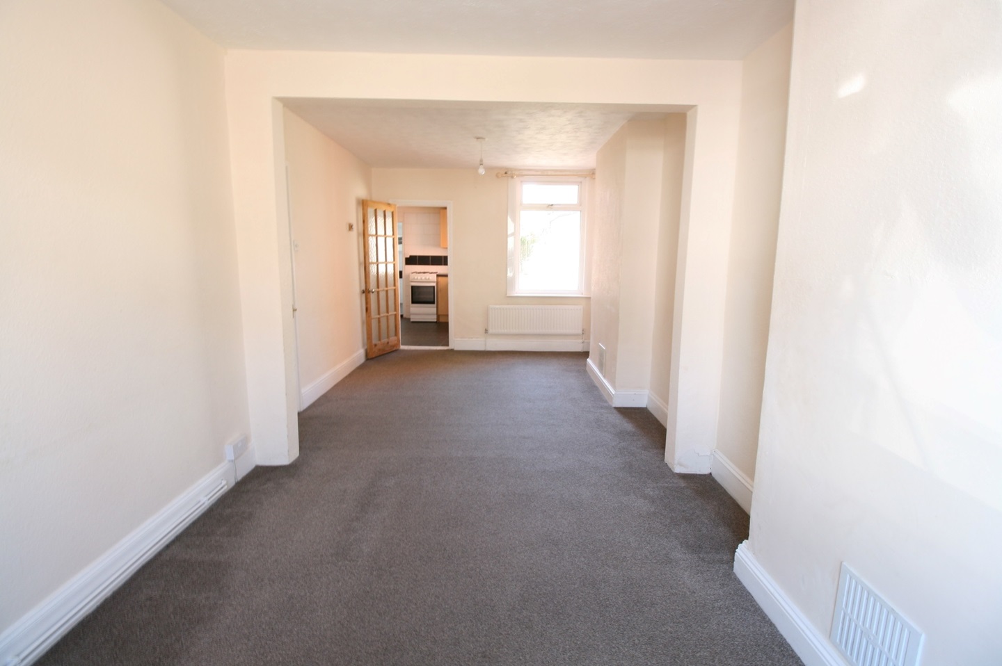Colchester 3 Bed Terraced House, Kendall Road, CO1 To Rent Now for