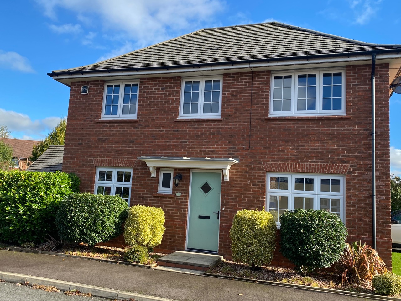 Buckshaw Village, Chorley 3 Bed Detached House, Knight Avenue, PR7 To Rent Now for £1,300.00 p/m