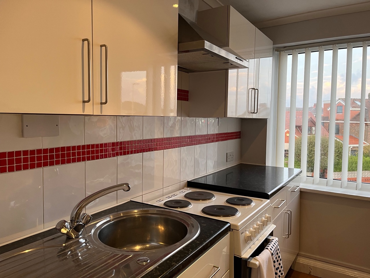 Blackpool 1 Bed Flat, Park Road, FY1 To Rent Now for £465.00 p/m