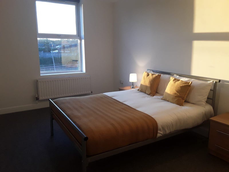 Retford Room in a Shared House, The Queens, DN22 To Rent Now for £