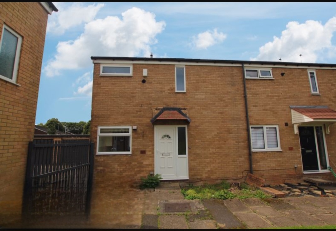 Rochdale 2 Bed End Terrace, Meadow View, OL12 To Rent Now for £875.