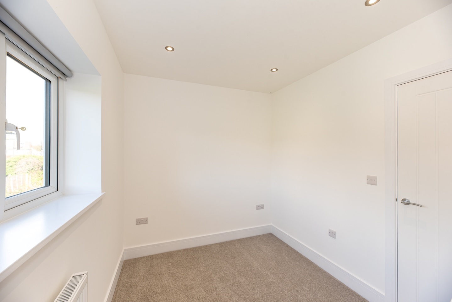 Hutton, Brentwood 2 Bed SemiDetached House, Hawksmoor Green, CM13