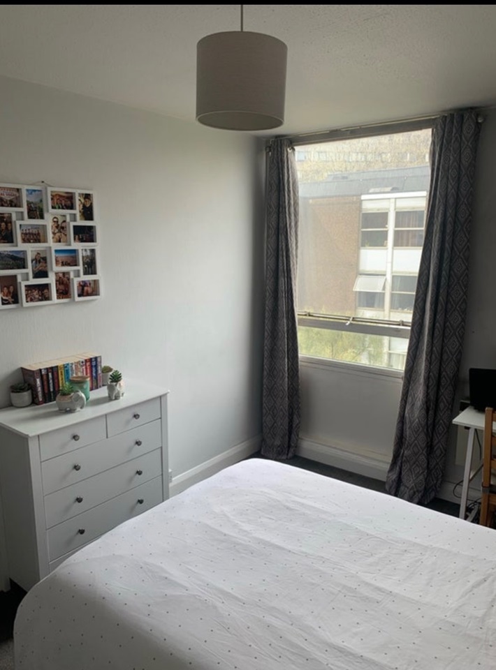 Battersea 2 Bed Flat, Osprey Heights, SW11 To Rent Now for £2,800.